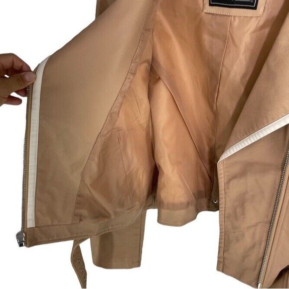 Levi’s Faux Leather Belted Motorcycle Biker Chic Rock Jacket Biscotti Medium NEW - Picture 5 of 16